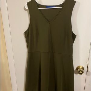 Apt. 9 olive colored dress. Size XL.